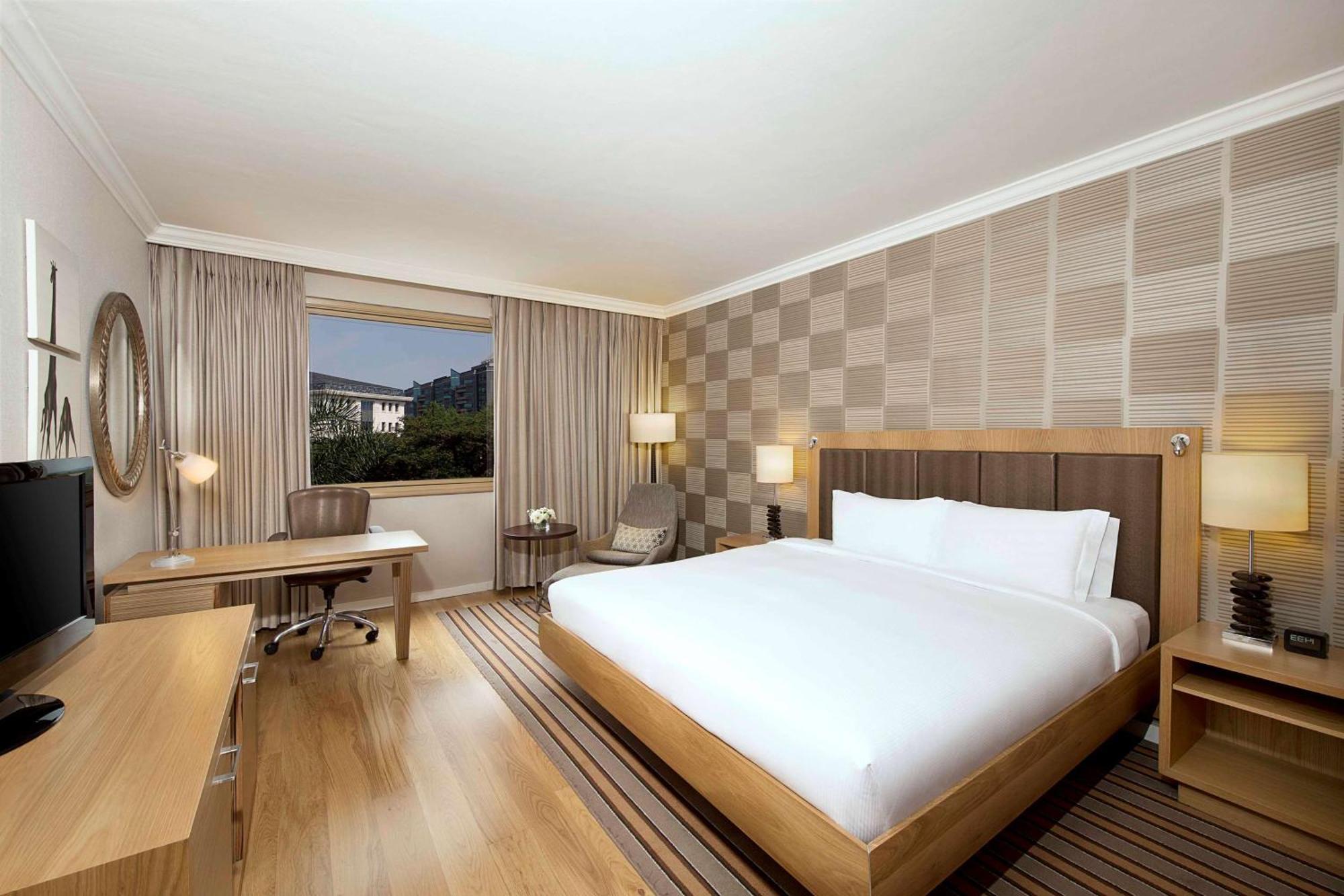 Nh Johannesburg Sandton Экстерьер фото A room at the hotel